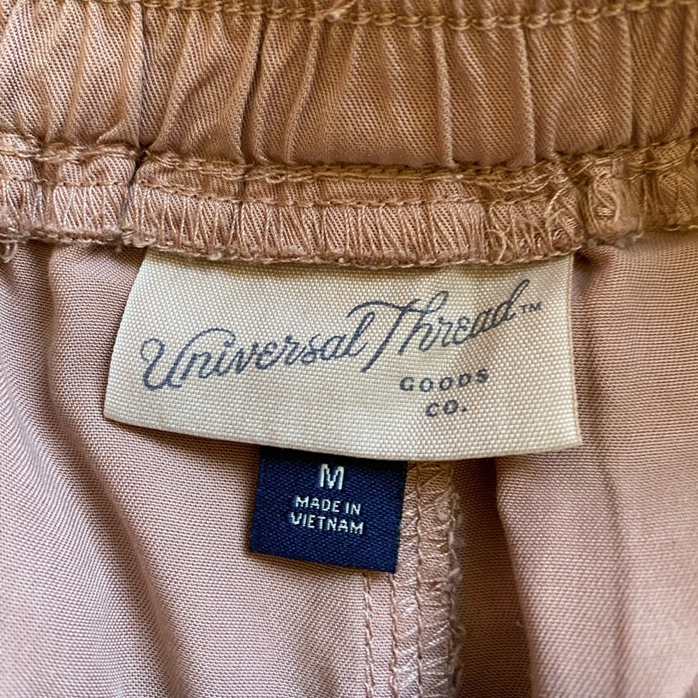Pink Tie-String Shorts - Picture 2 of 4